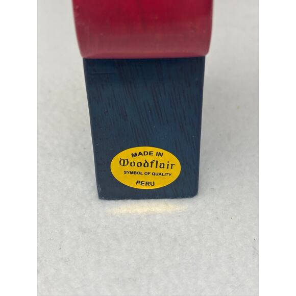 Woodflair Handmade Peru Multicolor Wood Mary Joseph Jesus Sculpture Wood Figure - Picture 5 of 8